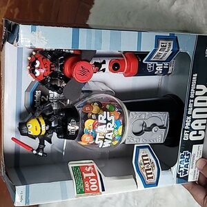*Rare* 2012 Star Wars Gift Pack Candy Dispenser and Candy Fan